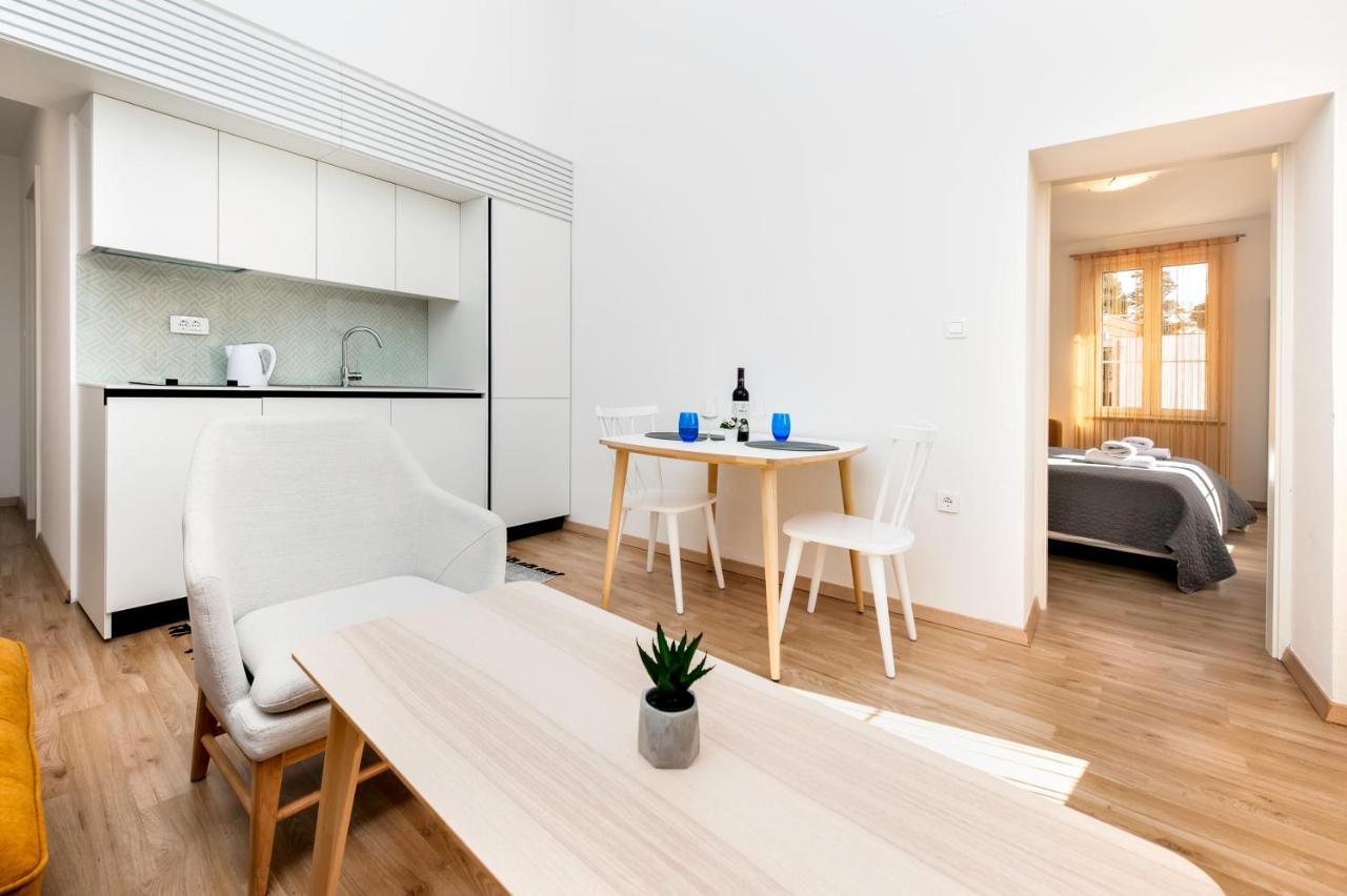 City Comfort Apartments Rovinj Luaran gambar