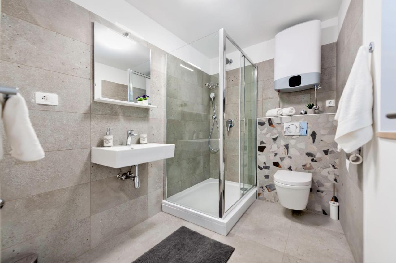 City Comfort Apartments Rovinj Luaran gambar