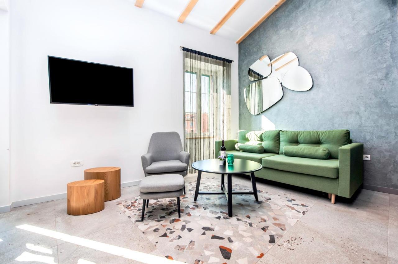 City Comfort Apartments Rovinj Luaran gambar